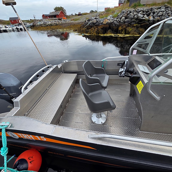 Kaasbøll 605 med Yamaha 100 hk, teinehaler følger med. 12 of 14