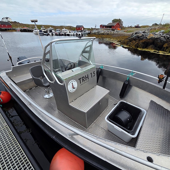 Kaasbøll 605 med Yamaha 100 hk, teinehaler følger med. 10 of 14