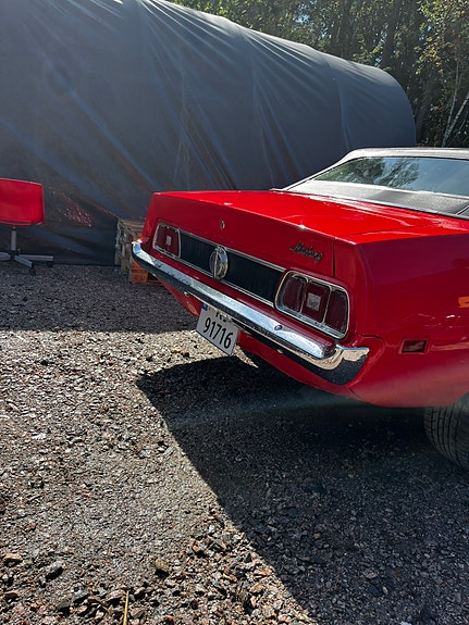 Ford Mustang 6 of 15