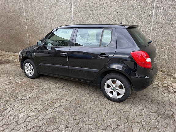 Skoda Fabia 13 of 30