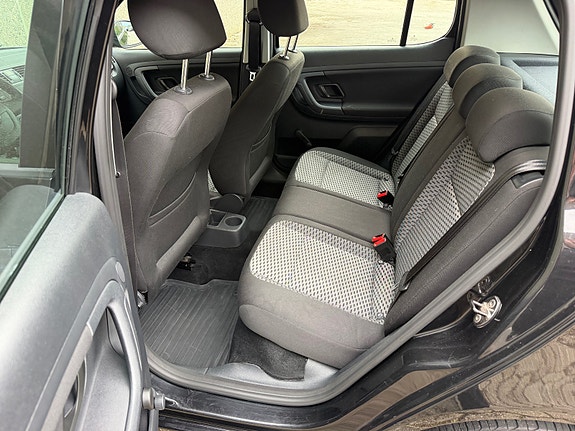 Skoda Fabia 25 of 30