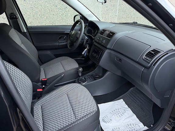 Skoda Fabia 17 of 30