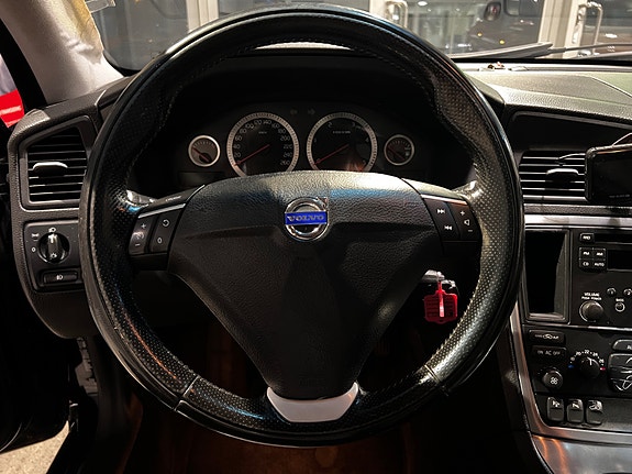 Volvo S60 18 of 30