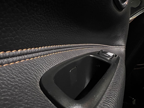 Volvo S60 13 of 30