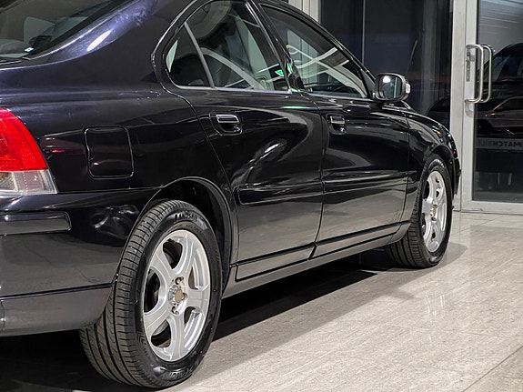 Volvo S60 7 of 30