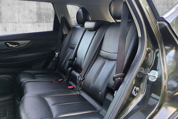 Nissan X-Trail 9 of 15