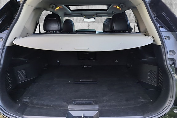 Nissan X-Trail 11 of 15