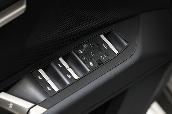 BMW iX3 30 of 30