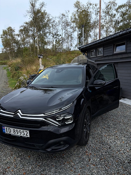 Citroen E-C4 2 of 24