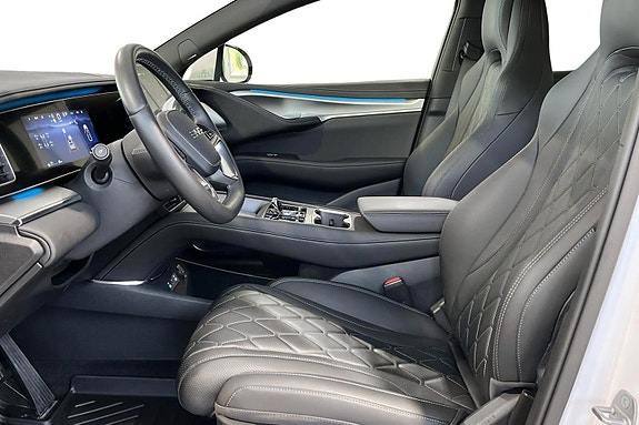 BYD Sealion 7 8 of 28