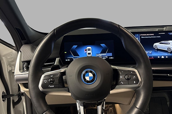 BMW iX2 7 of 13
