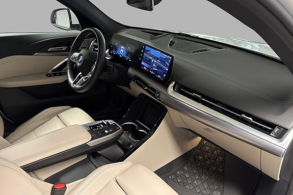 BMW iX2 13 of 13
