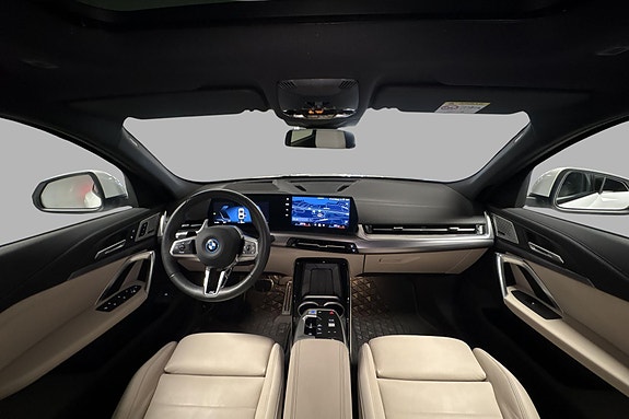 BMW iX2 12 of 13