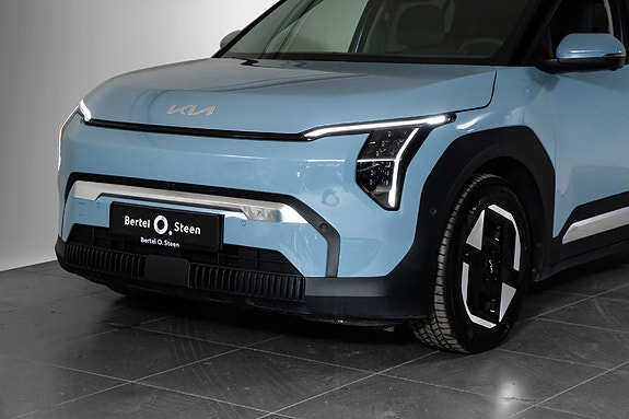 Kia EV3 2 of 26
