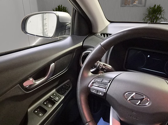 Hyundai Kona 20 of 25