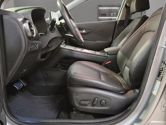 Hyundai Kona 12 of 25