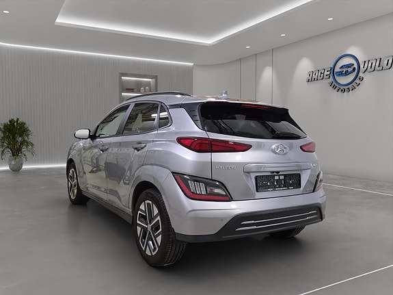 Hyundai Kona 10 of 25