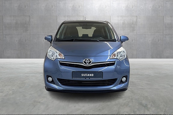 Toyota Verso-S 8 of 22