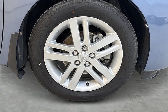 Toyota Verso-S 19 of 22
