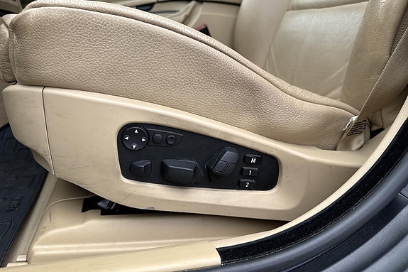 BMW 525i 10 of 22