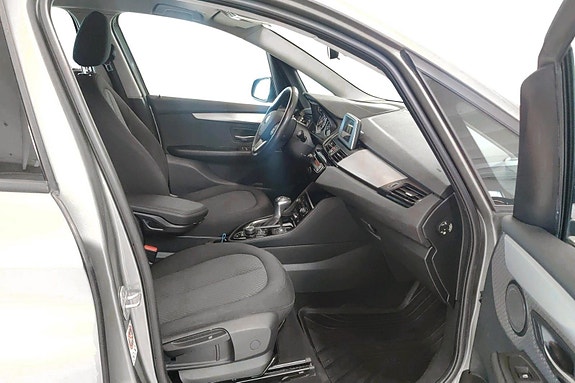 BMW 225xe 23 of 25