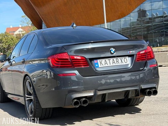 BMW M5 7 of 30
