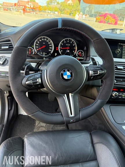 BMW M5 26 of 30