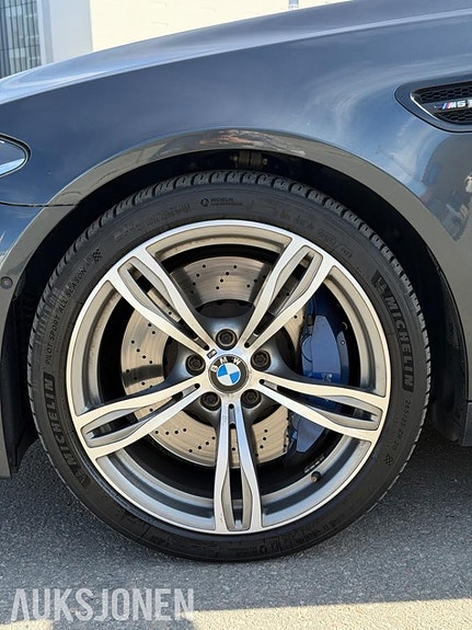 BMW M5 20 of 30