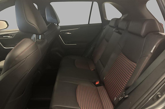 Toyota RAV4 17 of 22