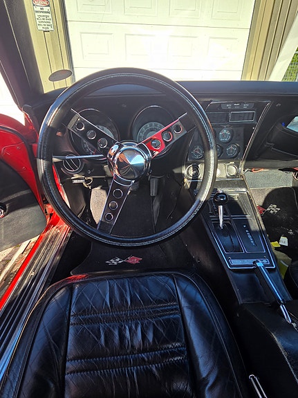 Chevrolet Corvette 12 of 14