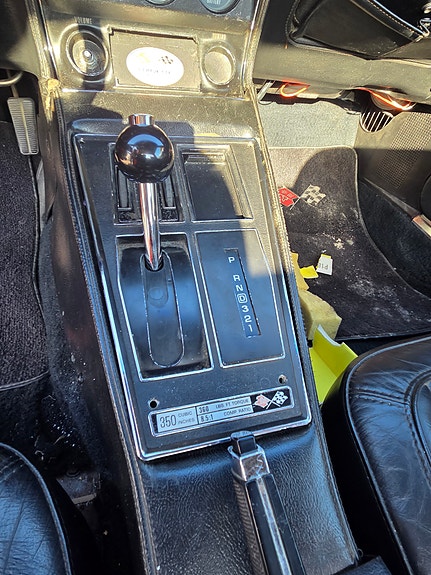 Chevrolet Corvette 9 of 14