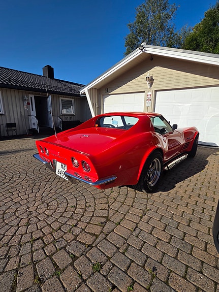Chevrolet Corvette 6 of 14