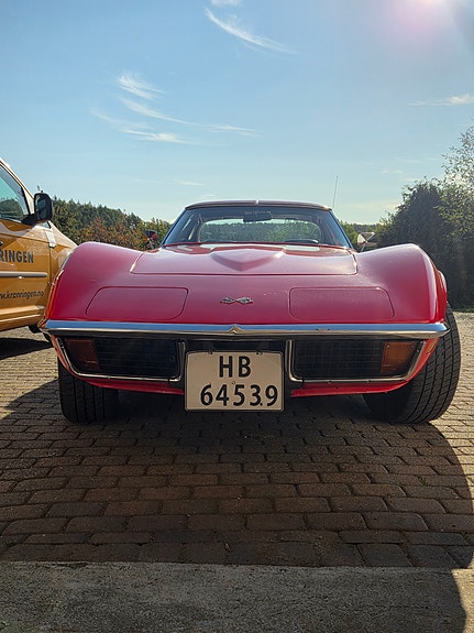 Chevrolet Corvette 2 of 14