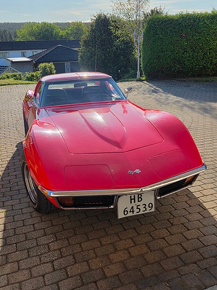 Chevrolet Corvette 3 of 14