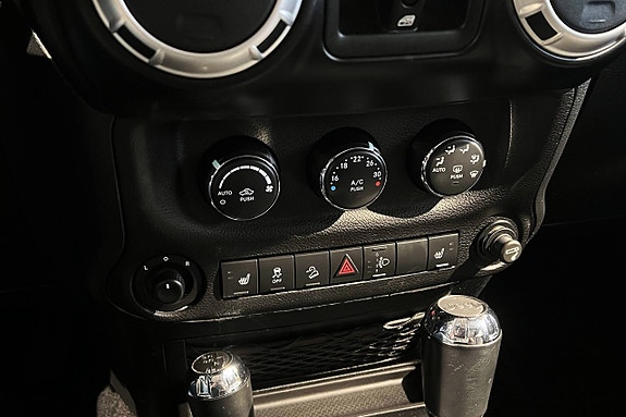 Jeep Wrangler 22 of 24