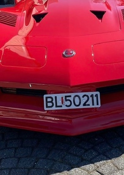 Chevrolet Corvette 5 of 6