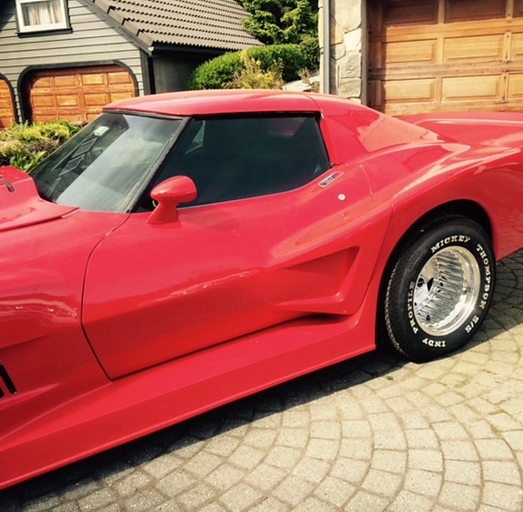 Chevrolet Corvette 4 of 6