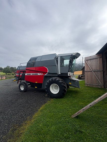 Massey Ferguson 2085 2 of 8