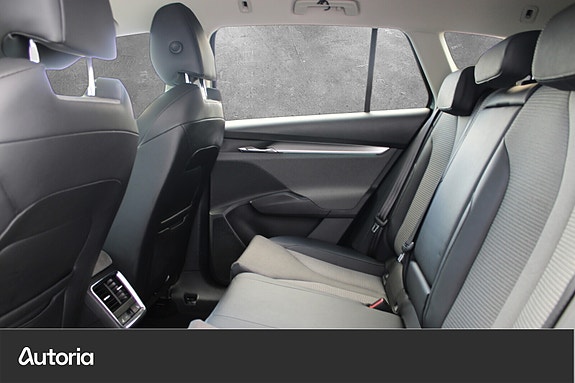 Skoda Enyaq 12 of 23