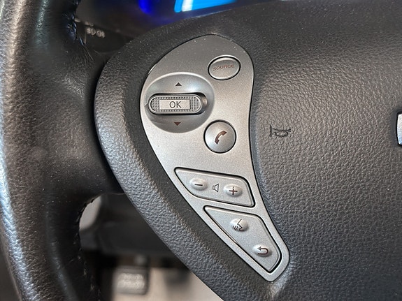 Nissan Leaf 29 of 30