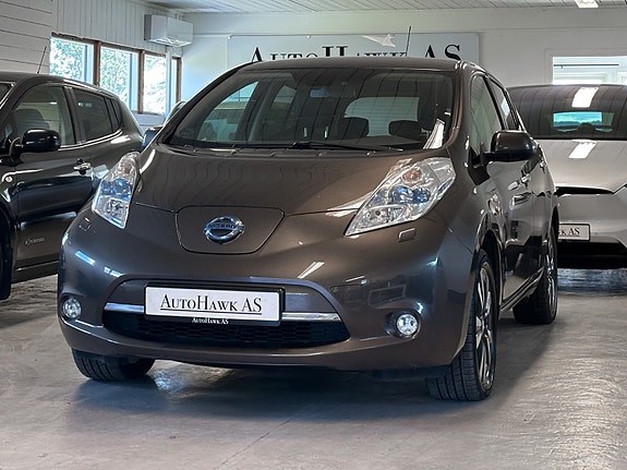 Nissan Leaf 2 of 30