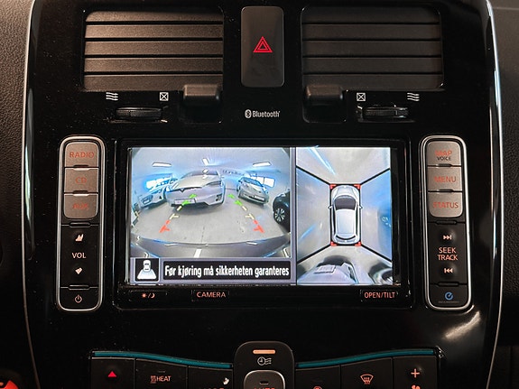 Nissan Leaf 28 of 30