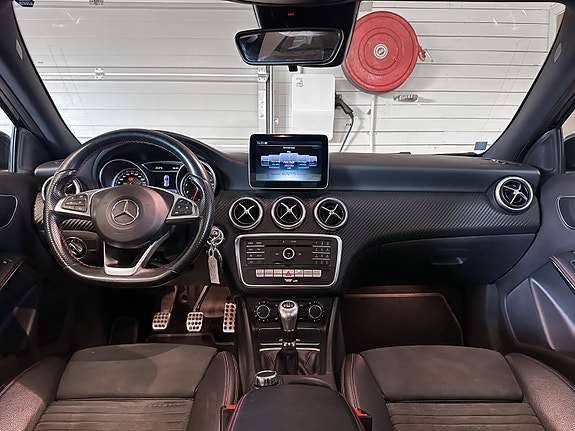 Mercedes-Benz A180 13 of 30
