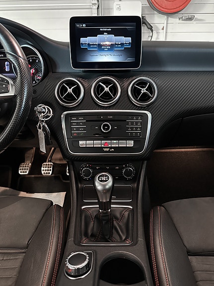 Mercedes-Benz A180 15 of 30