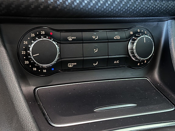 Mercedes-Benz A180 18 of 30