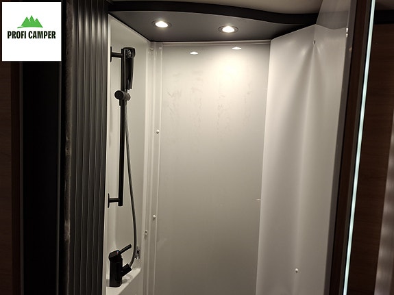 Knaus L!VE TI 650 MEG PLATINUM SELECTION 18 of 20