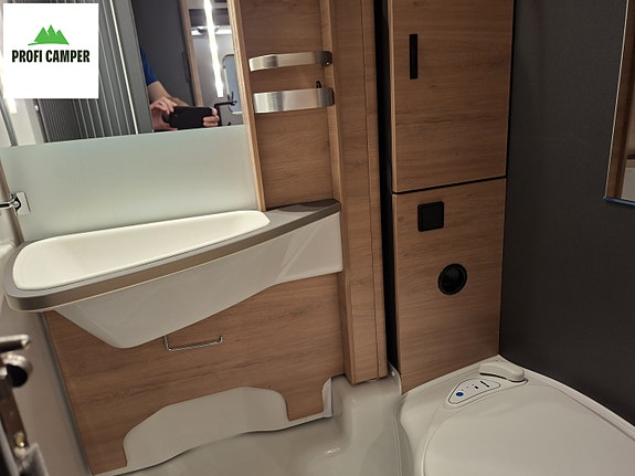 Knaus L!VE TI 650 MEG PLATINUM SELECTION 16 of 20