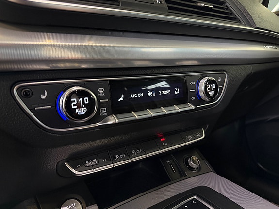Audi Q5 26 of 30