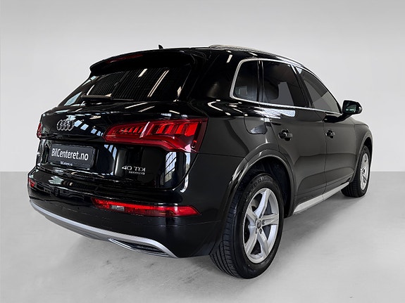Audi Q5 4 of 30