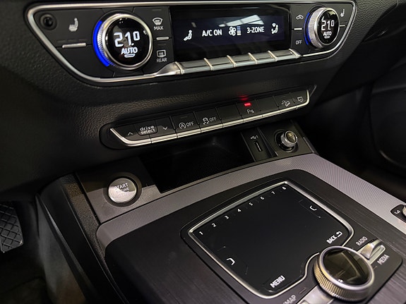 Audi Q5 27 of 30